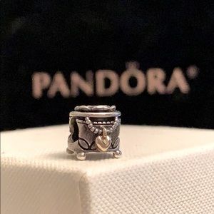 PANDORA ❤️ Unforgettable Moment Charm ❤️